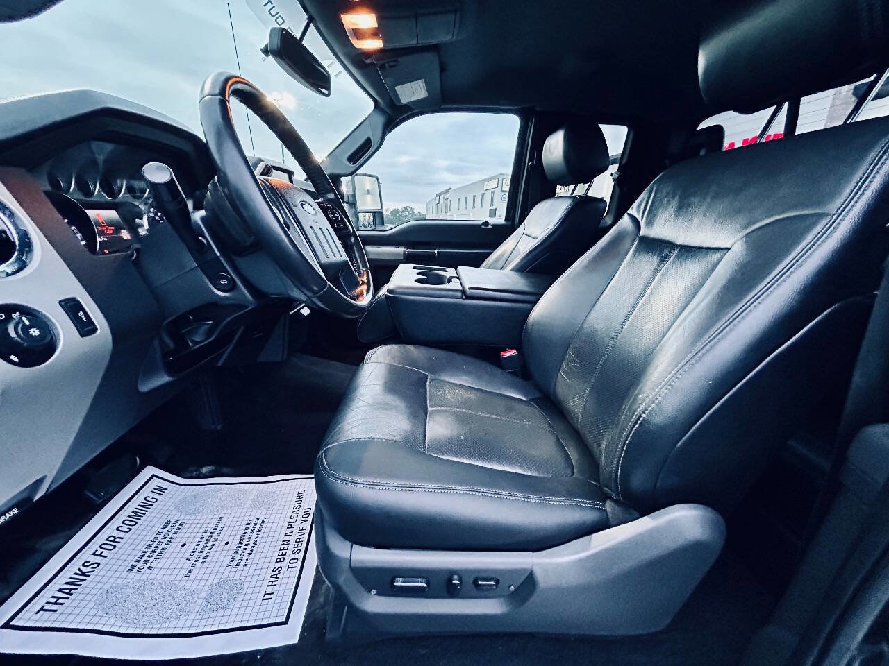 Used 2014 Ford F250 Lariat w/ Chrome Package image 11