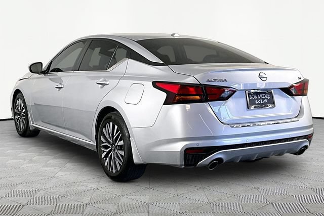 Used 2023 Nissan Altima 2.5 SV w/ SV Premium Package FWD image 4
