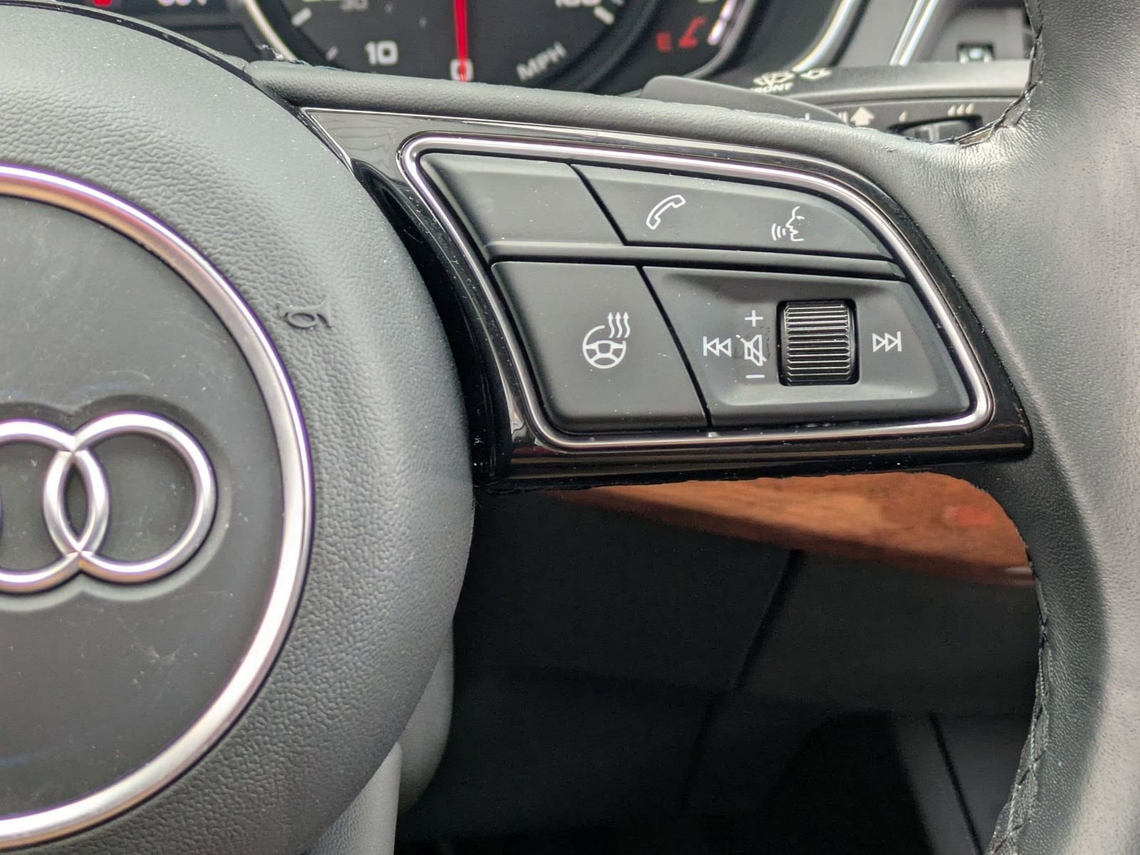 Used 2023 Audi A5 2.0T Premium w/ Convenience Package image 11