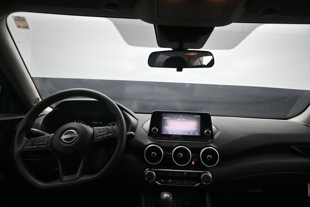 Used 2024 Nissan Sentra S FWD image 18
