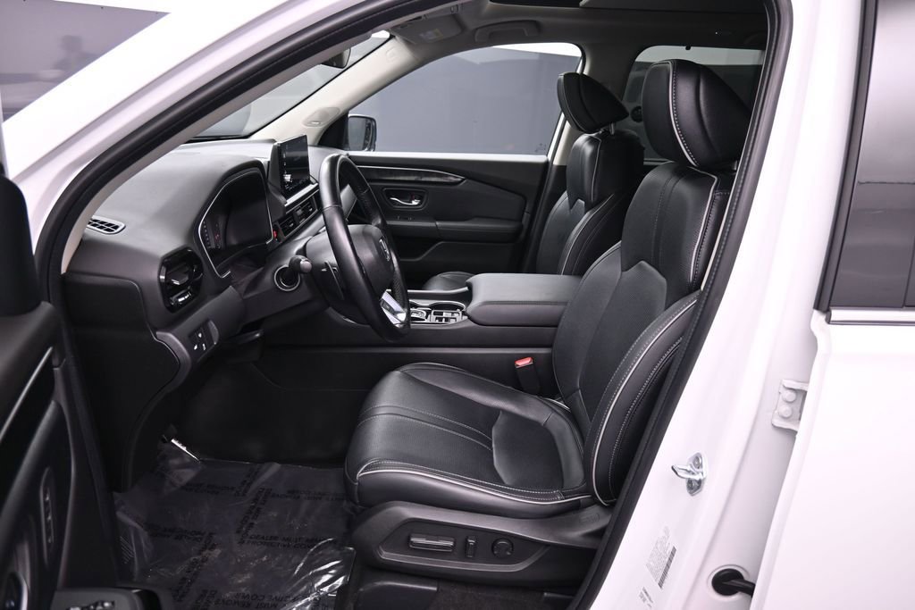 Used 2024 Honda Pilot Elite image 19