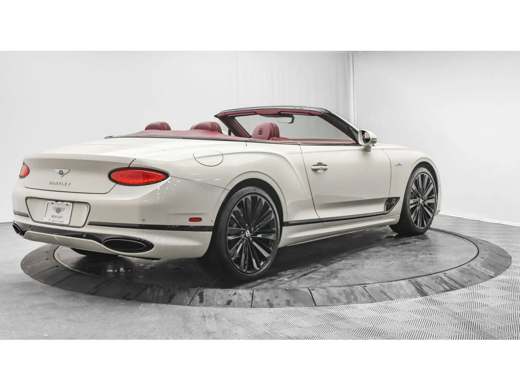 Used 2022 Bentley Continental GT Speed image 13