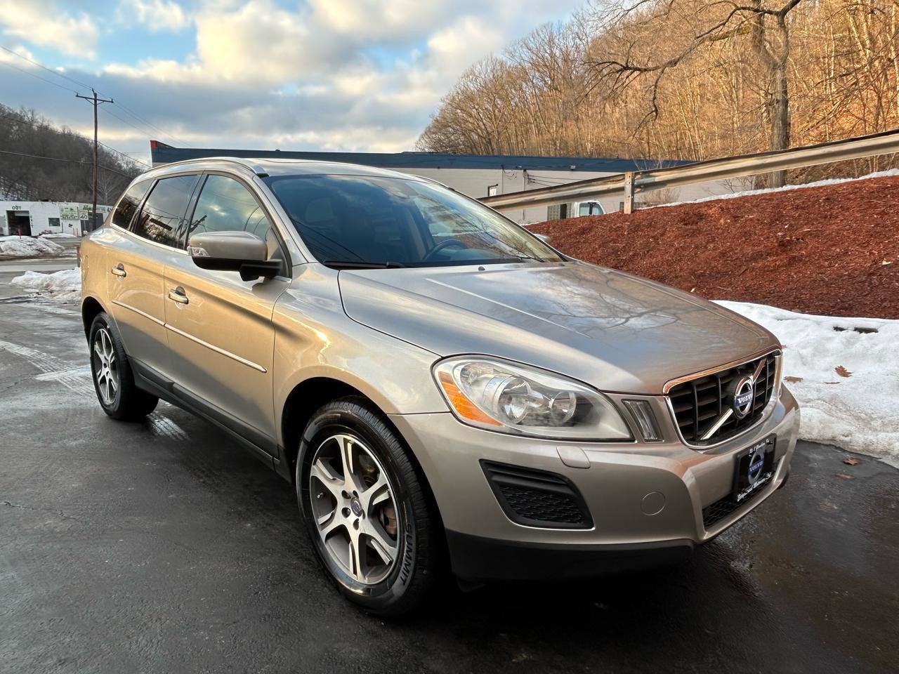Used 2013 Volvo XC60 T6 AWD/4WD image 7