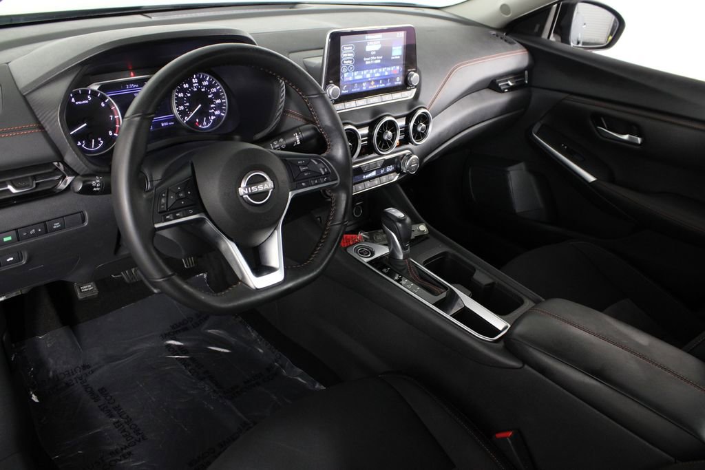 Certified 2024 Nissan Sentra SR FWD image 19