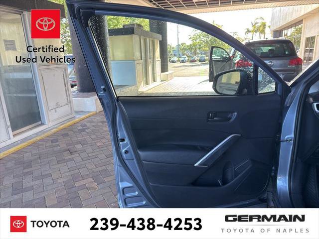 Certified 2022 Toyota Corolla Cross LE image 17