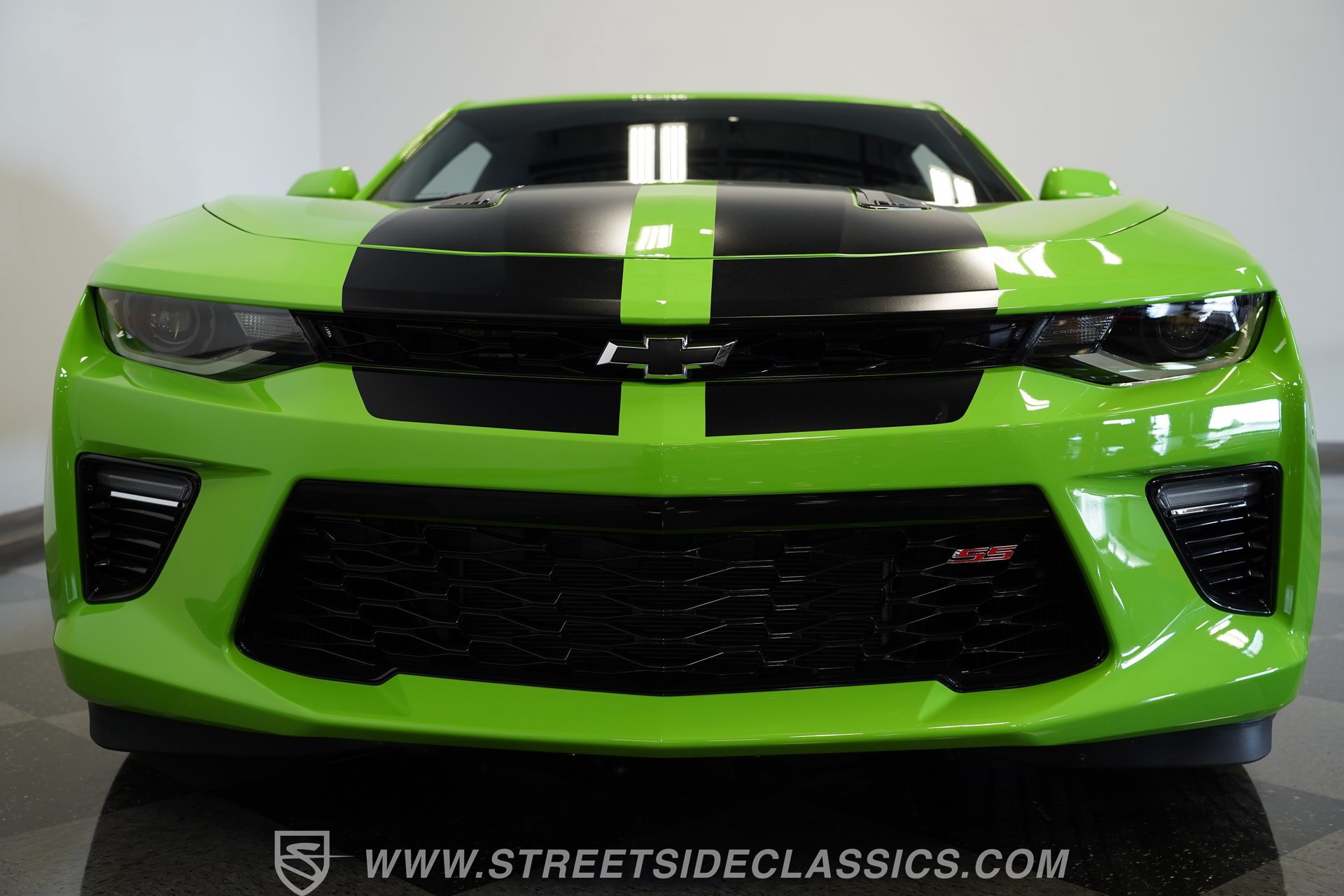 Used 2017 Chevrolet Camaro SS RWD image 18