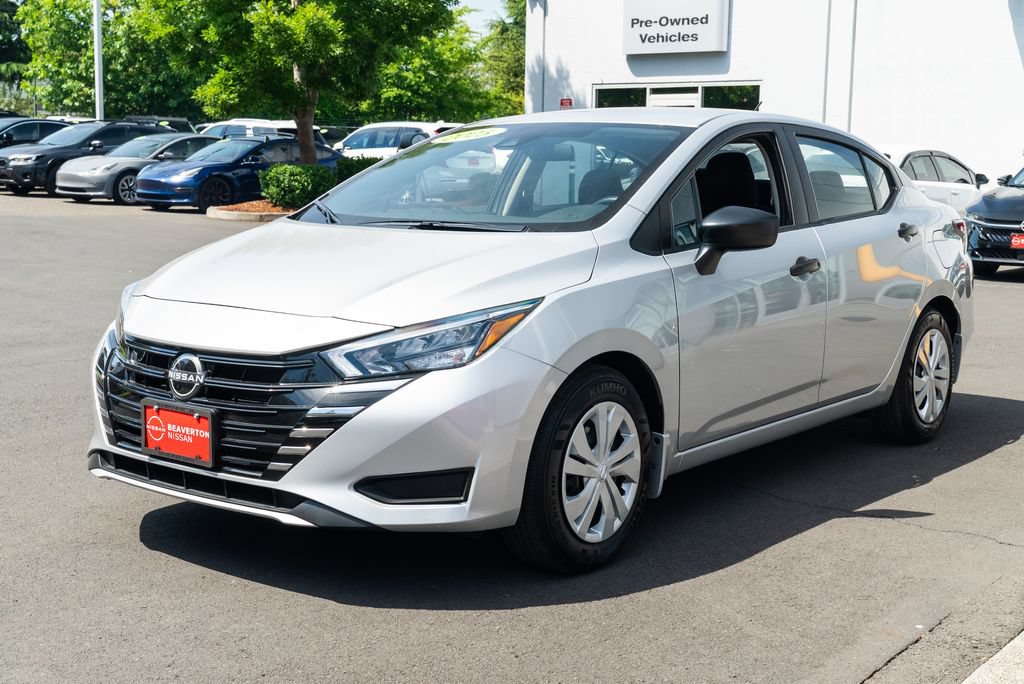 Certified 2025 Nissan Versa S w/ Trunk Package FWD image 3
