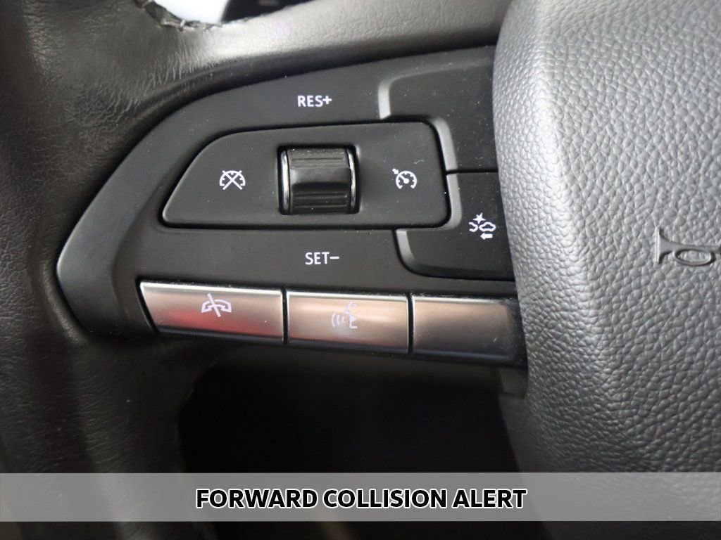 Used 2023 Cadillac XT4 Luxury image 4