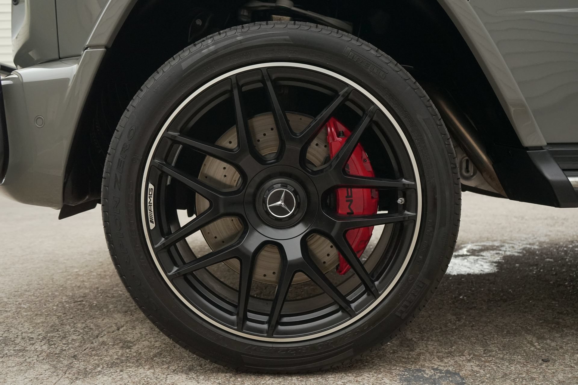 Used 2024 Mercedes-Benz G 63 AMG 4MATIC w/ Seat Comfort Package image 30