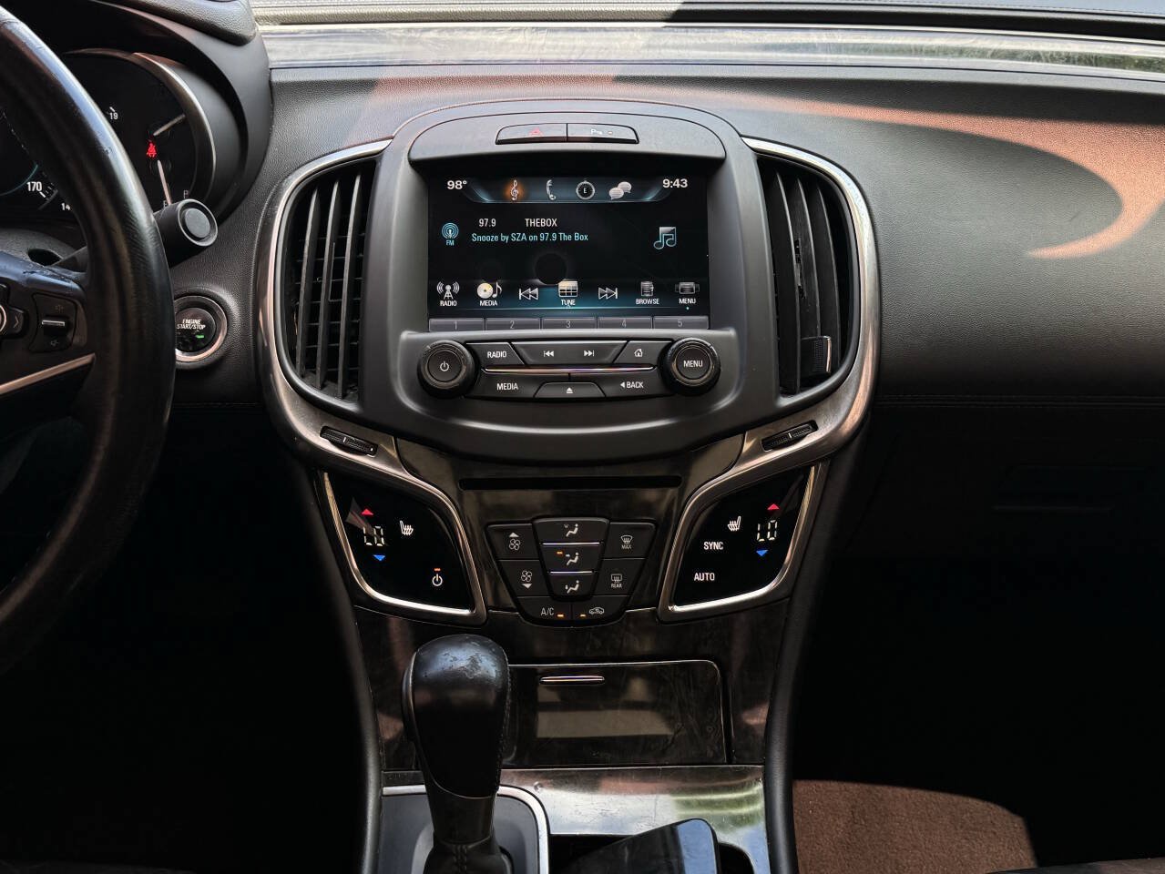 Used 2016 Buick LaCrosse Leather FWD image 19