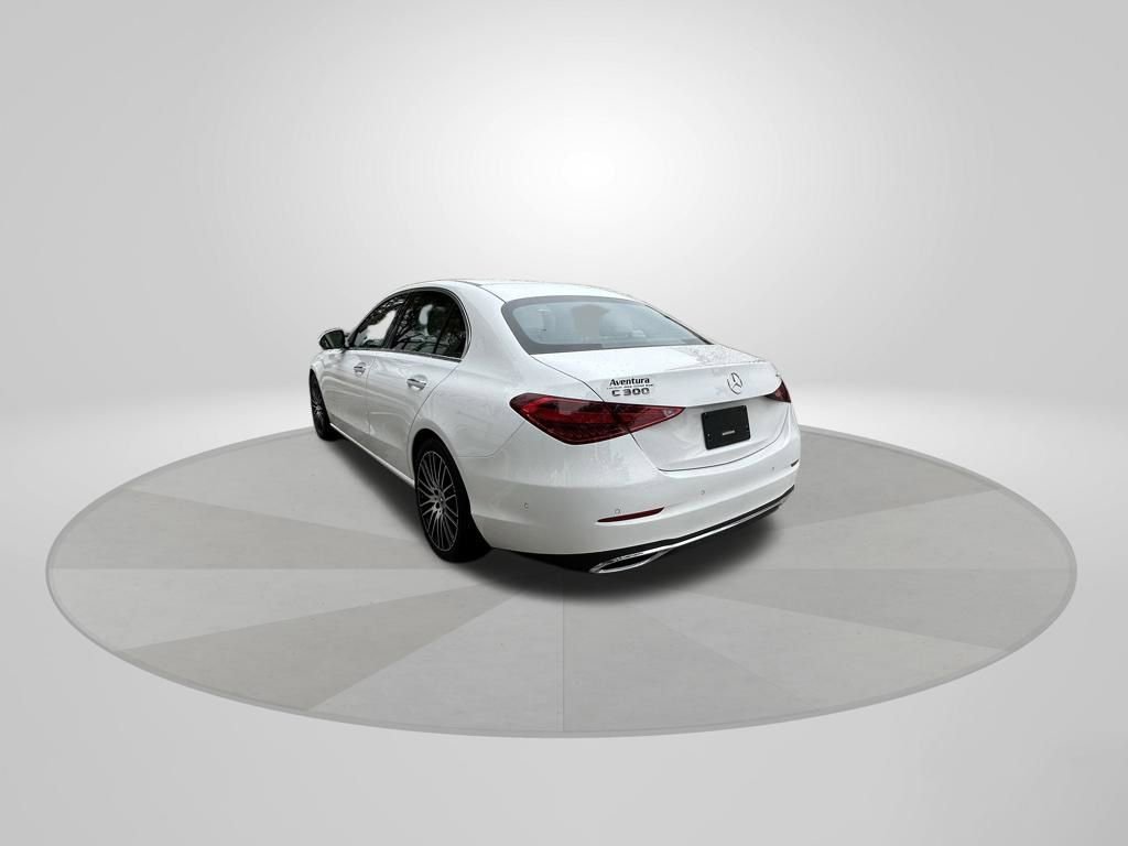 Used 2025 Mercedes-Benz C 300 4MATIC Sedan image 5