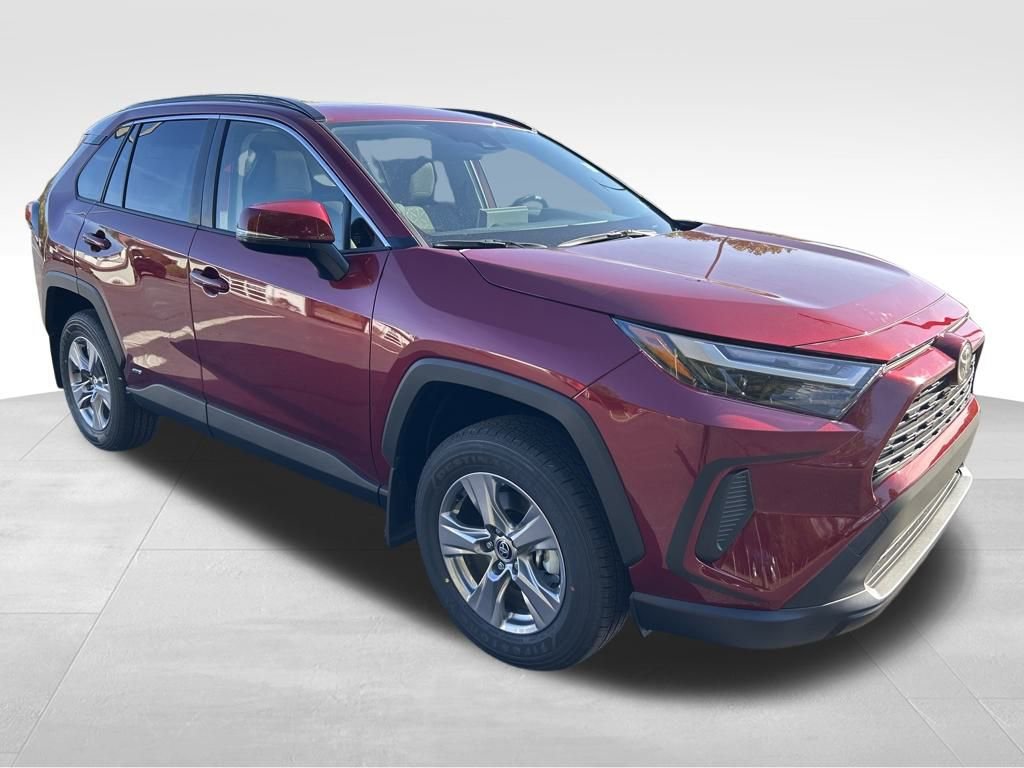 New 2025 Toyota RAV4 XLE image 7
