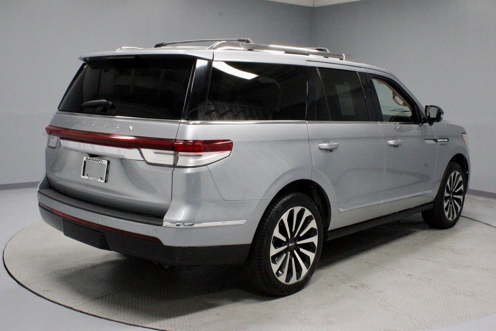 Used 2023 Lincoln Navigator Reserve w/ Equipment Group 201A image 12