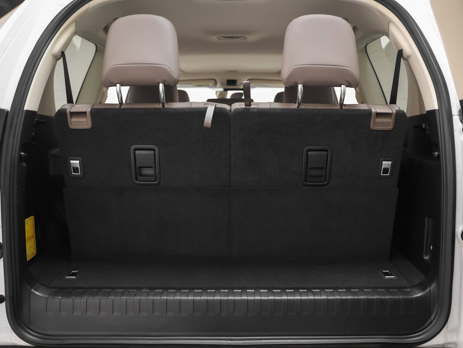 Used 2022 Lexus GX 460 Premium w/ Premium Package image 15