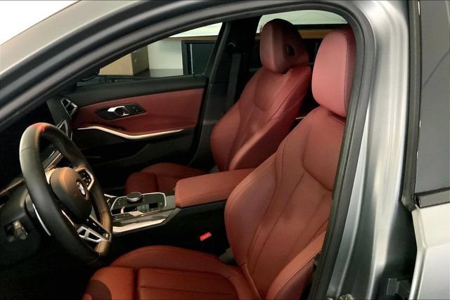 Used 2025 BMW M340i RWD image 11