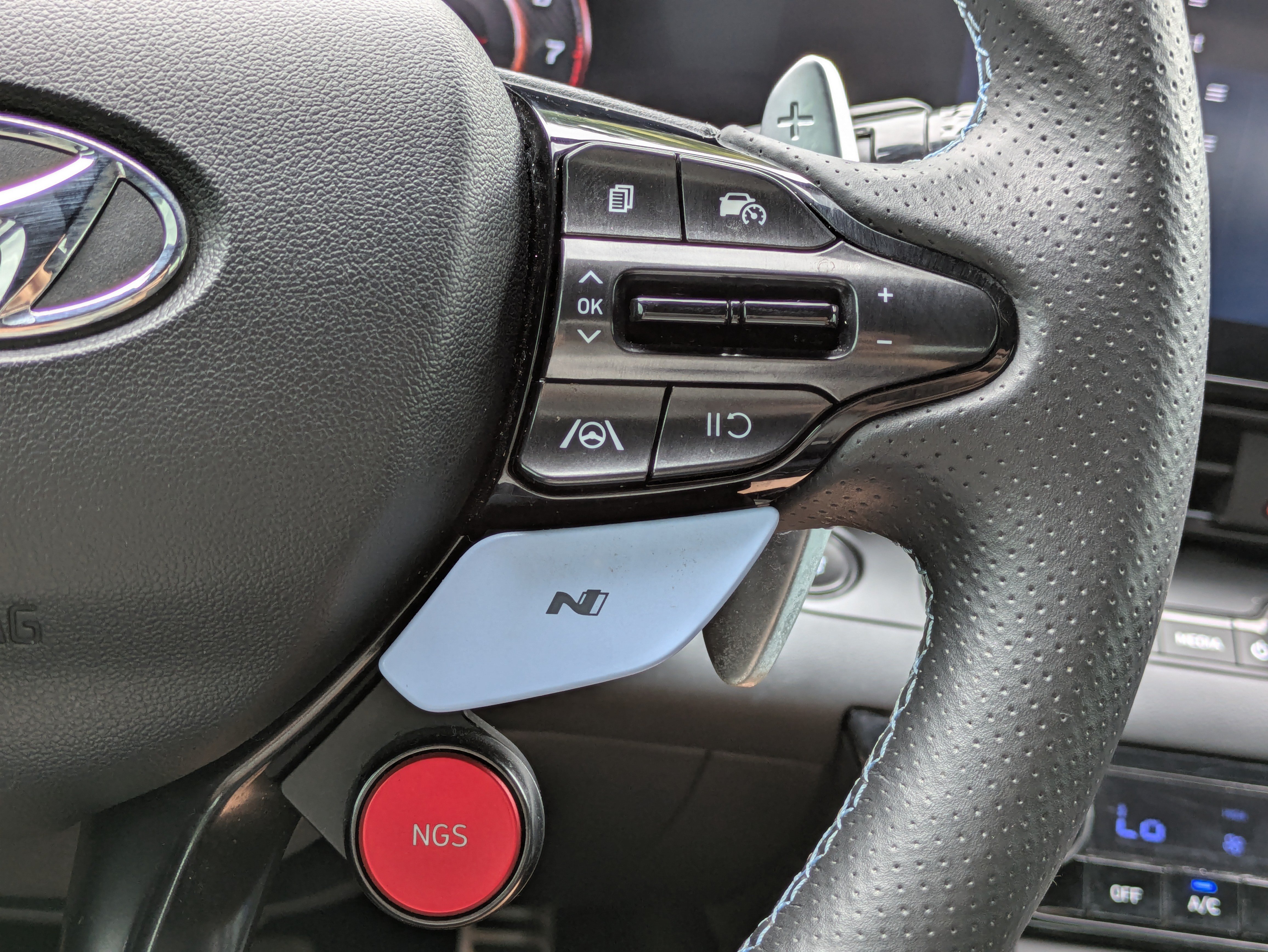 Used 2023 Hyundai Elantra N FWD image 21