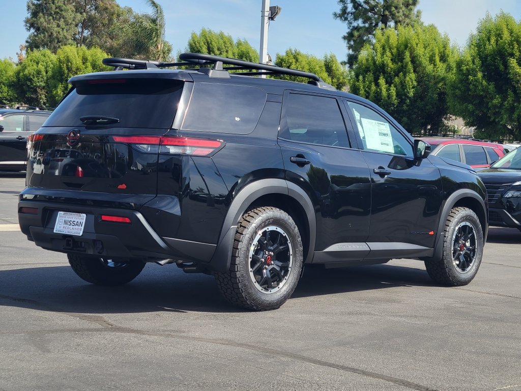New 2026 Nissan Pathfinder Rock Creek w/ Rock Creek Premium Package AWD/4WD image 3