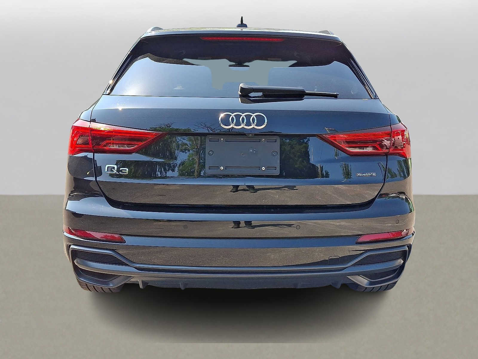 Used 2021 Audi Q3 2.0T Premium w/ Convenience Package AWD/4WD image 29