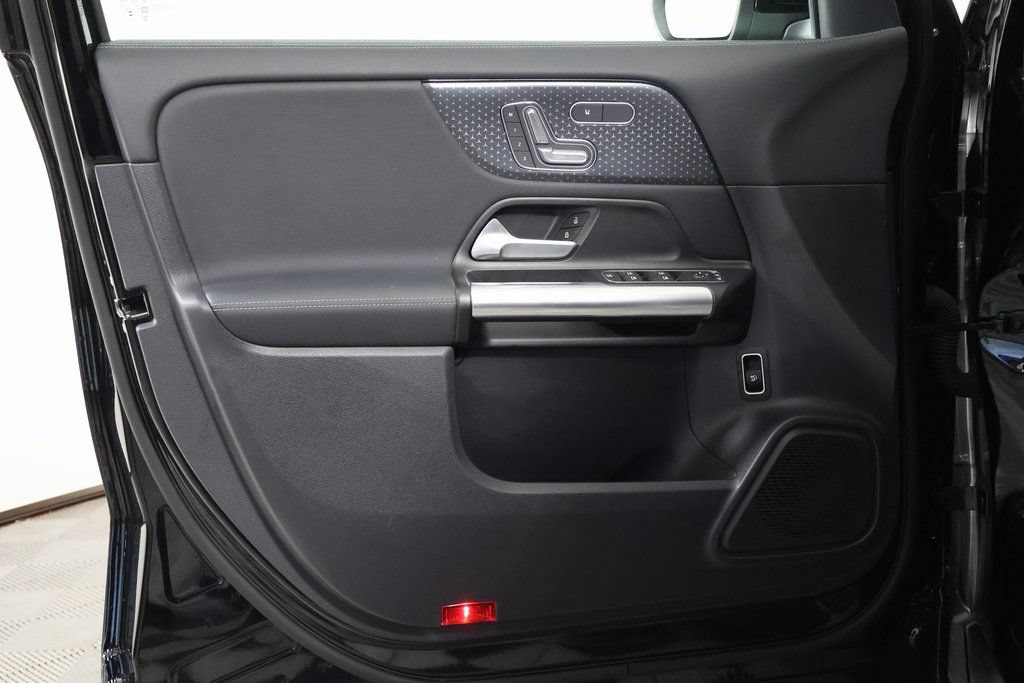 Certified 2026 Mercedes-Benz GLA 250 4MATIC image 12