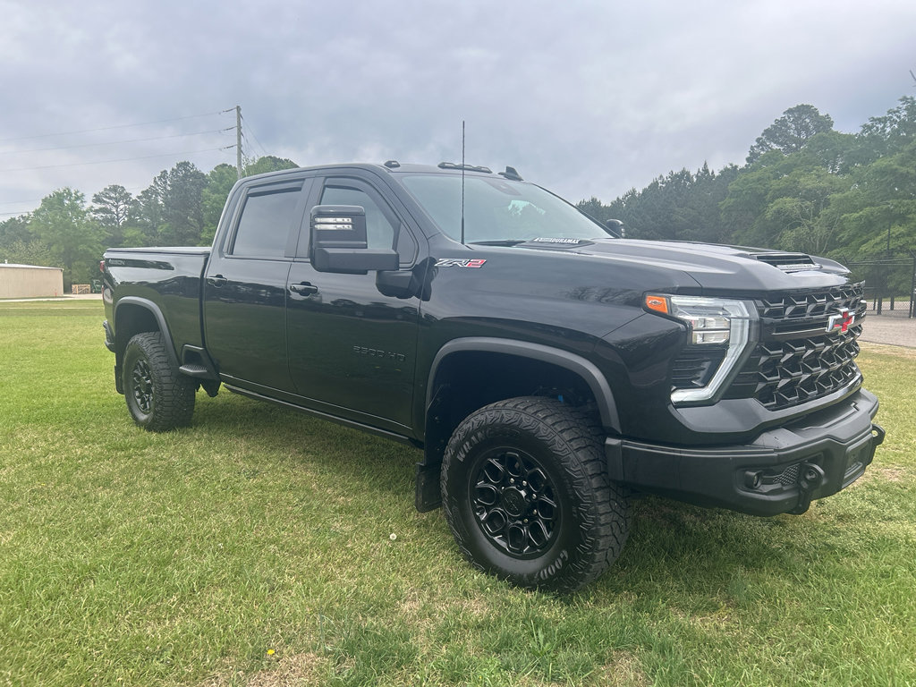Used 2024 Chevrolet Silverado 2500 ZR2 w/ ZR2 Bison Edition image 7