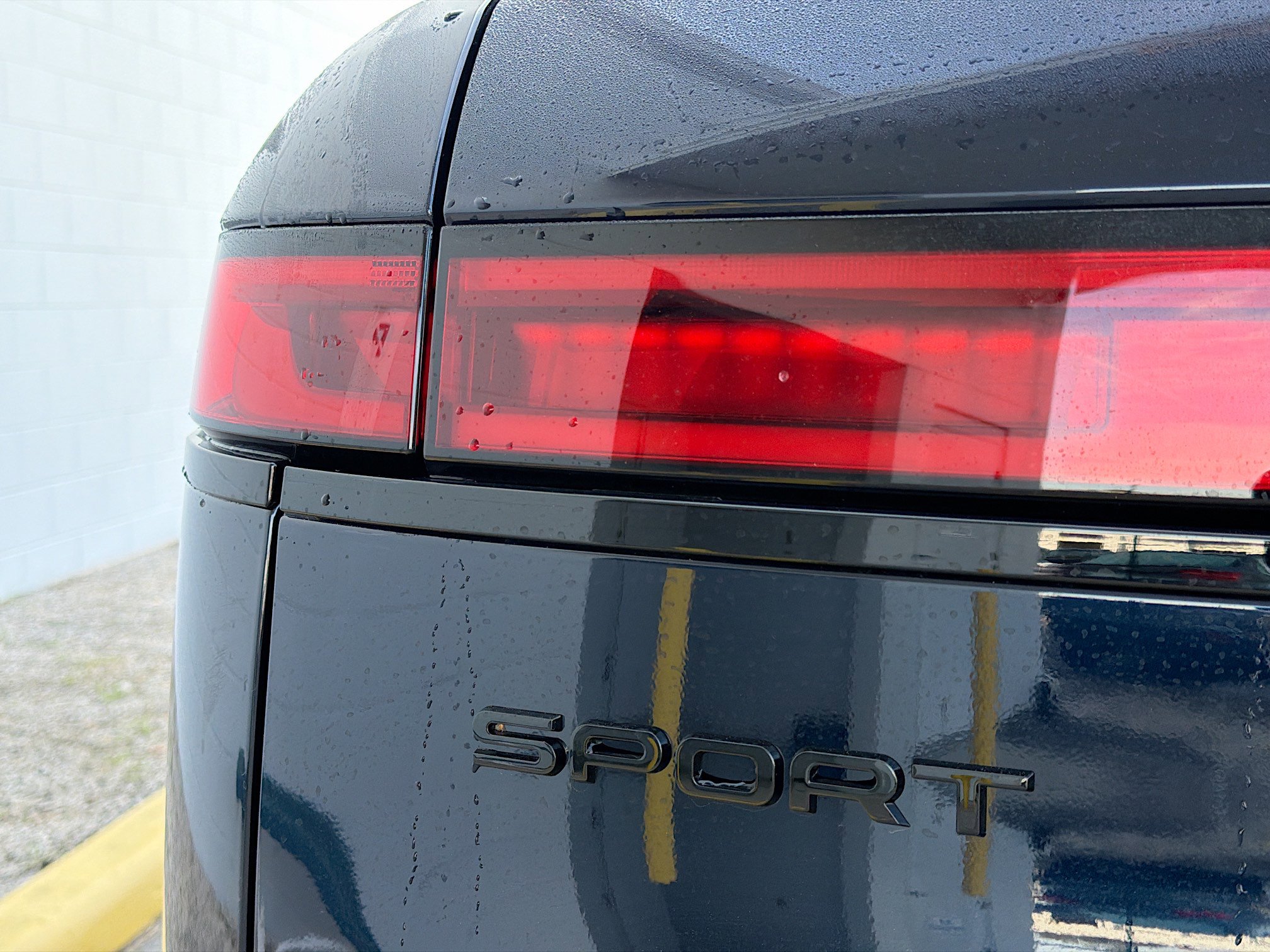 New 2026 Land Rover Range Rover Sport Dynamic SE image 10