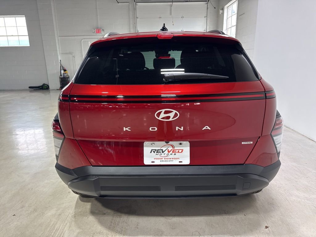 Used 2025 Hyundai Kona SEL image 6