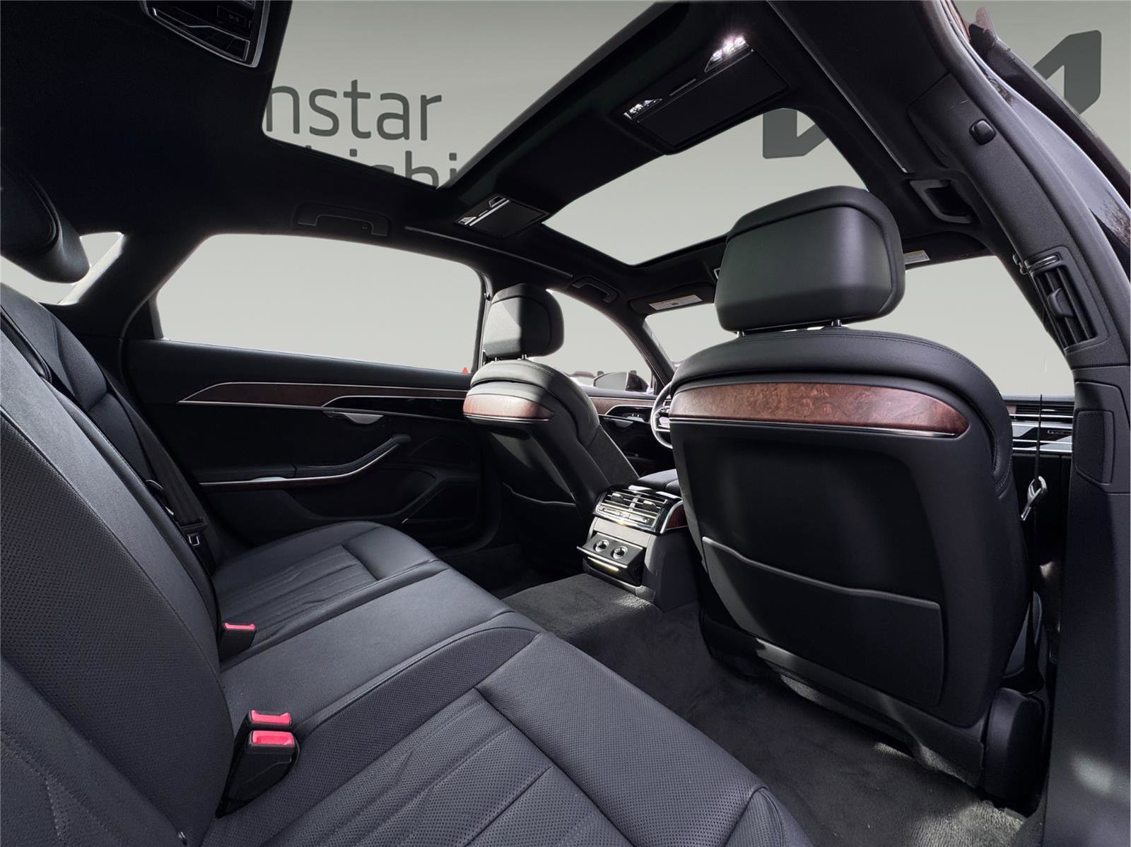 Used 2021 Audi A8 L 3.0T w/ Executive Plus Package image 22