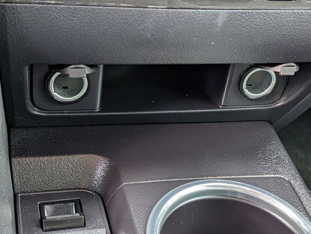 Used 2018 Toyota Sequoia Limited w/ Safety & Convenience Package image 17