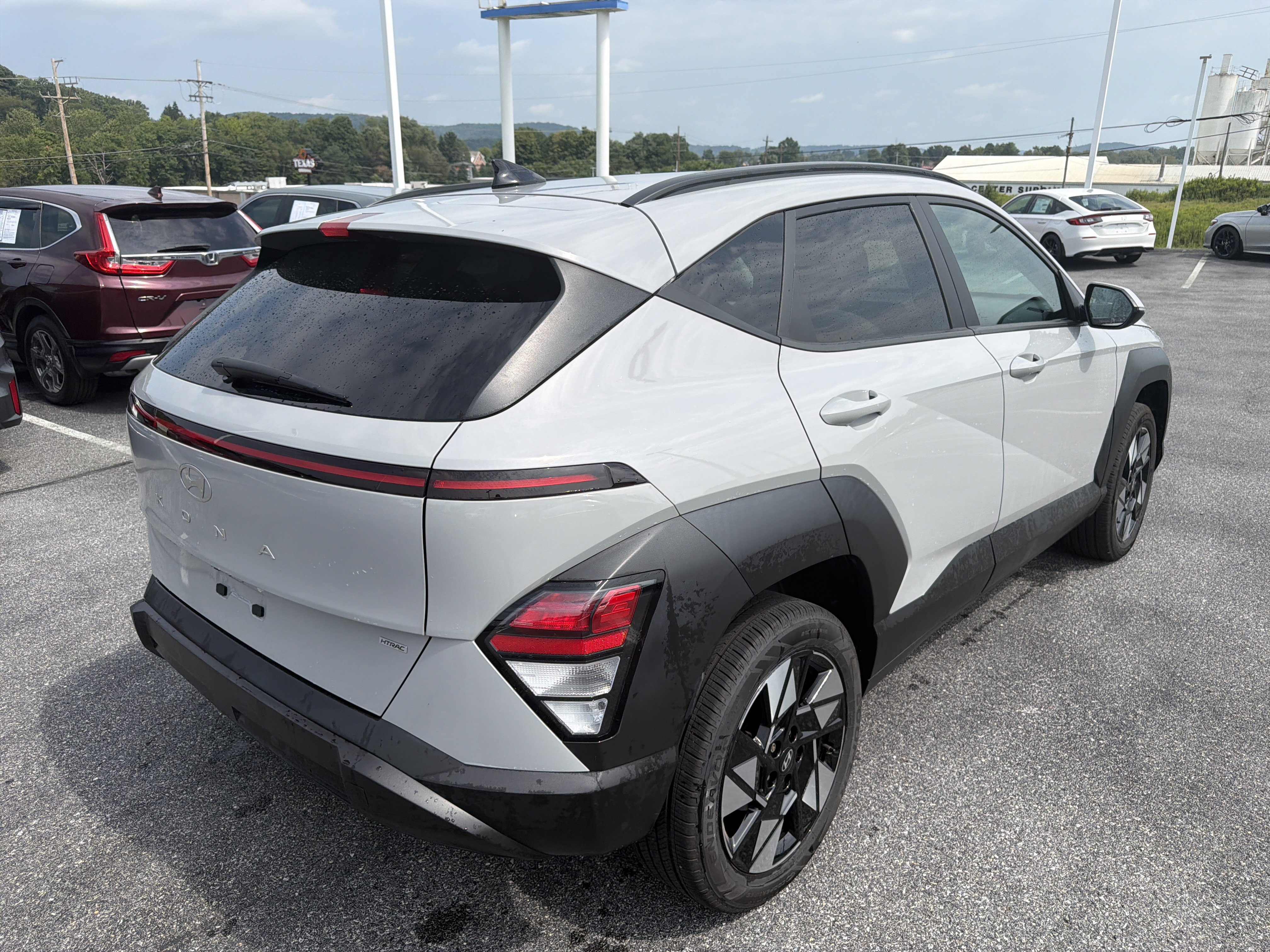 Certified 2024 Hyundai Kona SEL w/ Convenience Package AWD/4WD image 5