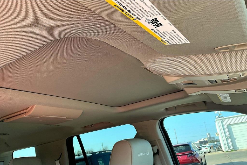 Used 2018 GMC Yukon Denali w/ Denali Ultimate Package image 20