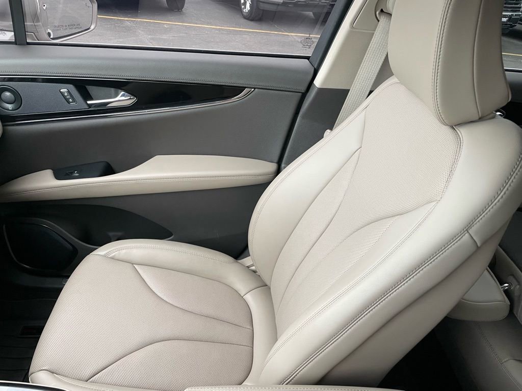 Used 2021 Lincoln Nautilus Reserve w/ Cargo Utility Package image 25