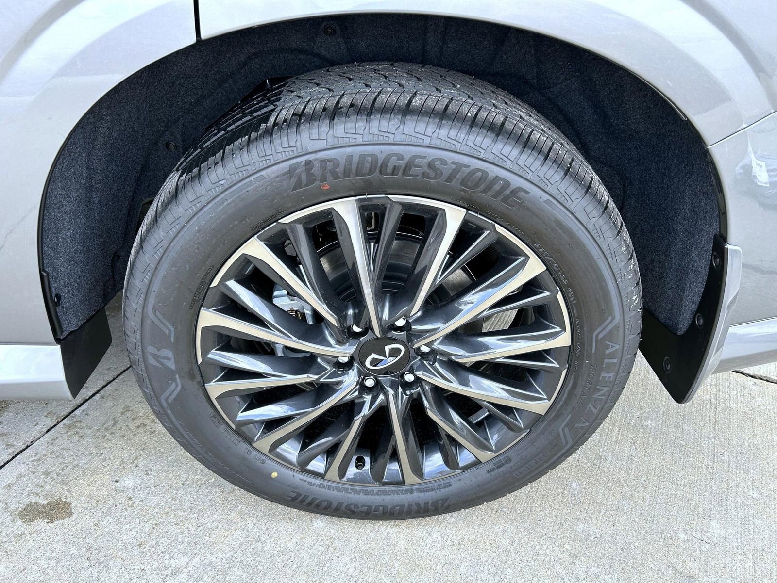 New 2026 INFINITI QX80 Autograph image 24