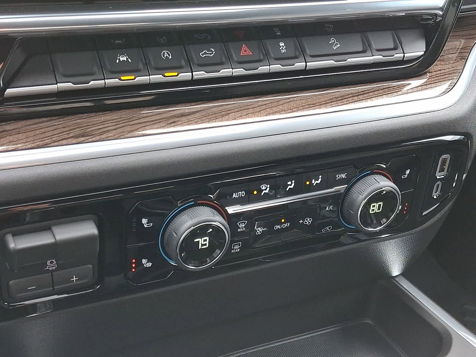 New 2026 Chevrolet Silverado 1500 RST AWD/4WD image 10