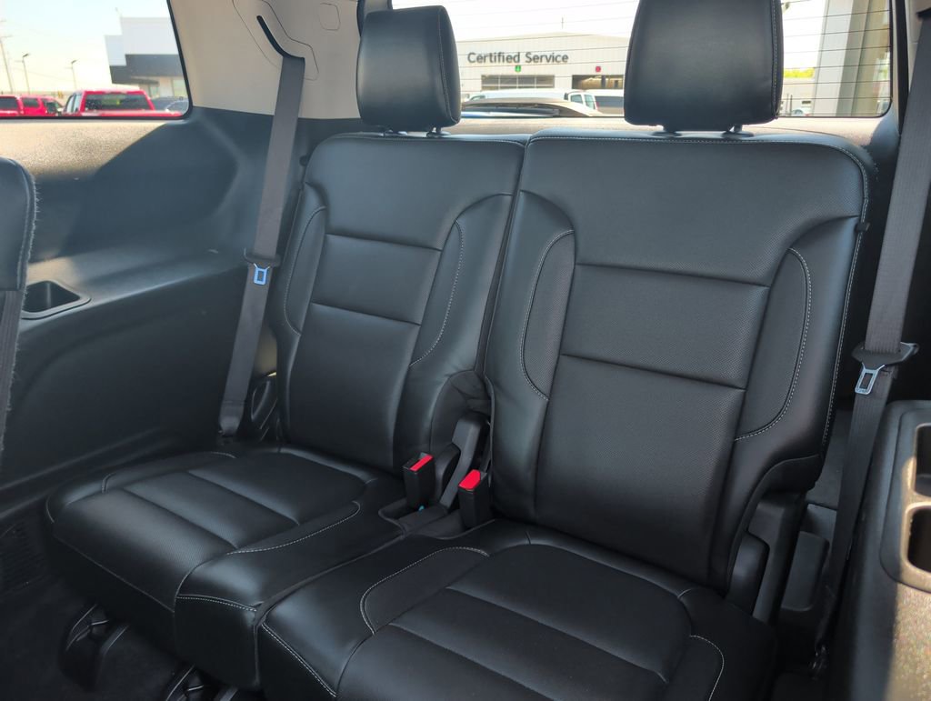 Used 2018 GMC Acadia SLT w/ LPO, Floor Liner Package FWD image 26