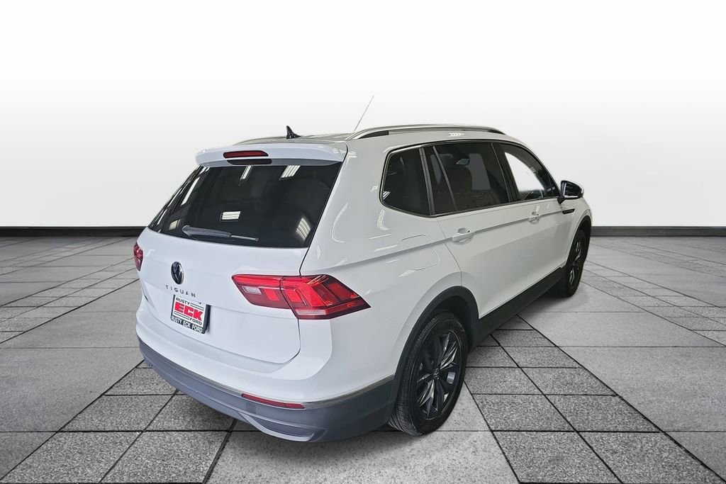 Used 2024 Volkswagen Tiguan SE image 5