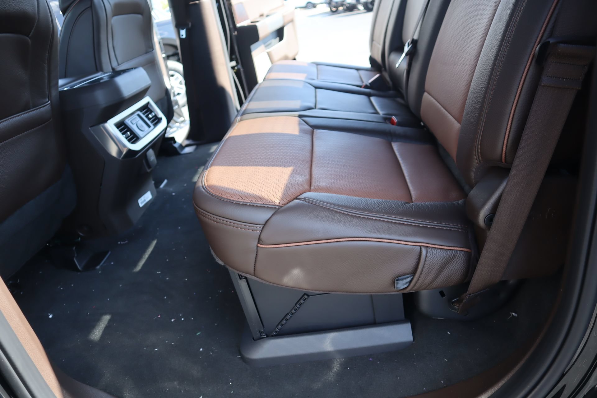 New 2026 Ford F250 King Ranch w/ Chrome Package AWD/4WD image 13