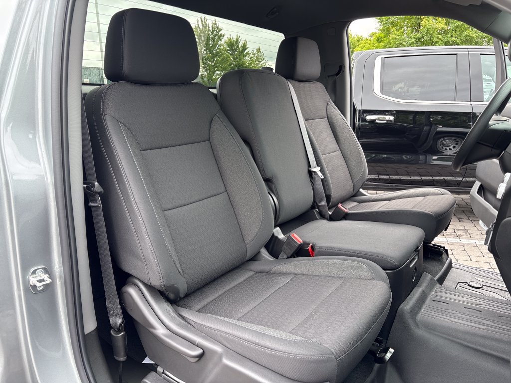 New 2026 GMC Sierra 1500 4x4 Regular Cab Pro w/ Pro Value Package image 30