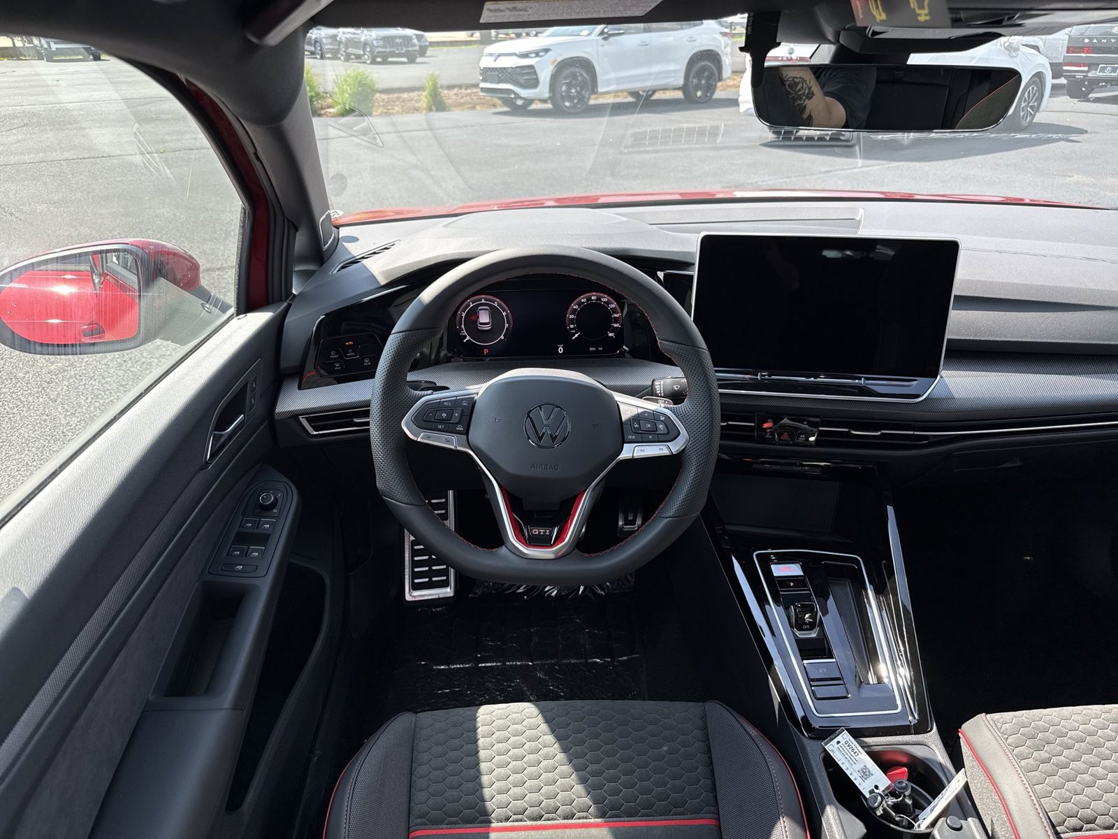 New 2026 Volkswagen GTI SE FWD image 16