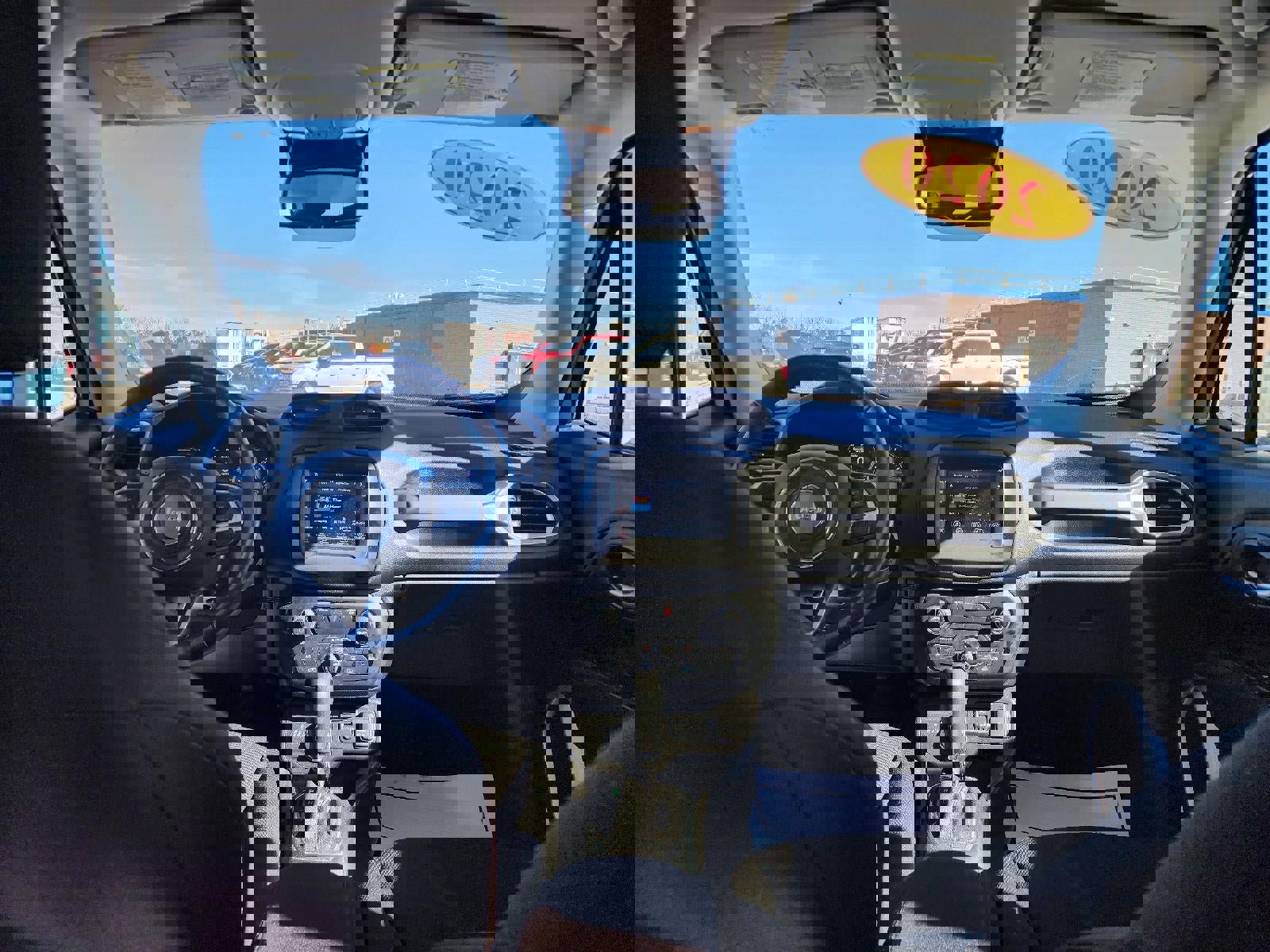 Used 2020 Jeep Renegade Latitude w/ Cold Weather Group image 16