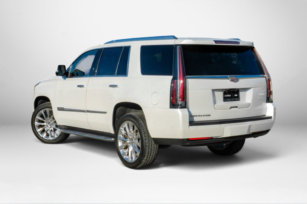 Used 2018 Cadillac Escalade Luxury AWD/4WD image 7