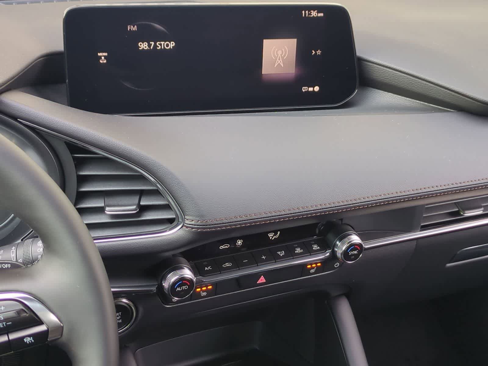 New 2026 MAZDA MAZDA3 Hatchback w/Premium Plus Pkg image 28