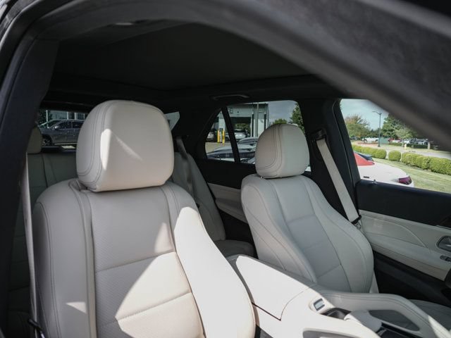 Certified 2025 Mercedes-Benz GLE 450e 4MATIC image 32