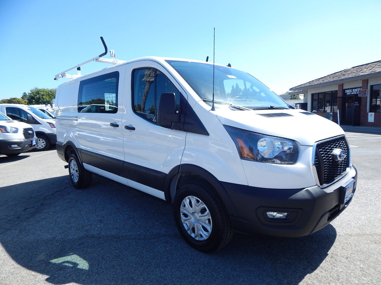 Used 2025 Ford Transit 250 Low Roof w/ Exterior Upgrade Package RWD image 10