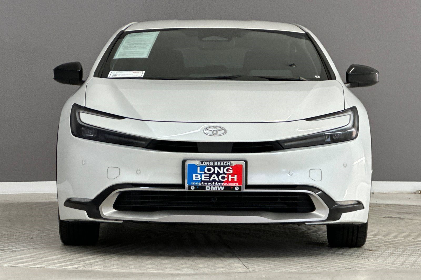Used 2024 Toyota Prius Prime FWD image 6