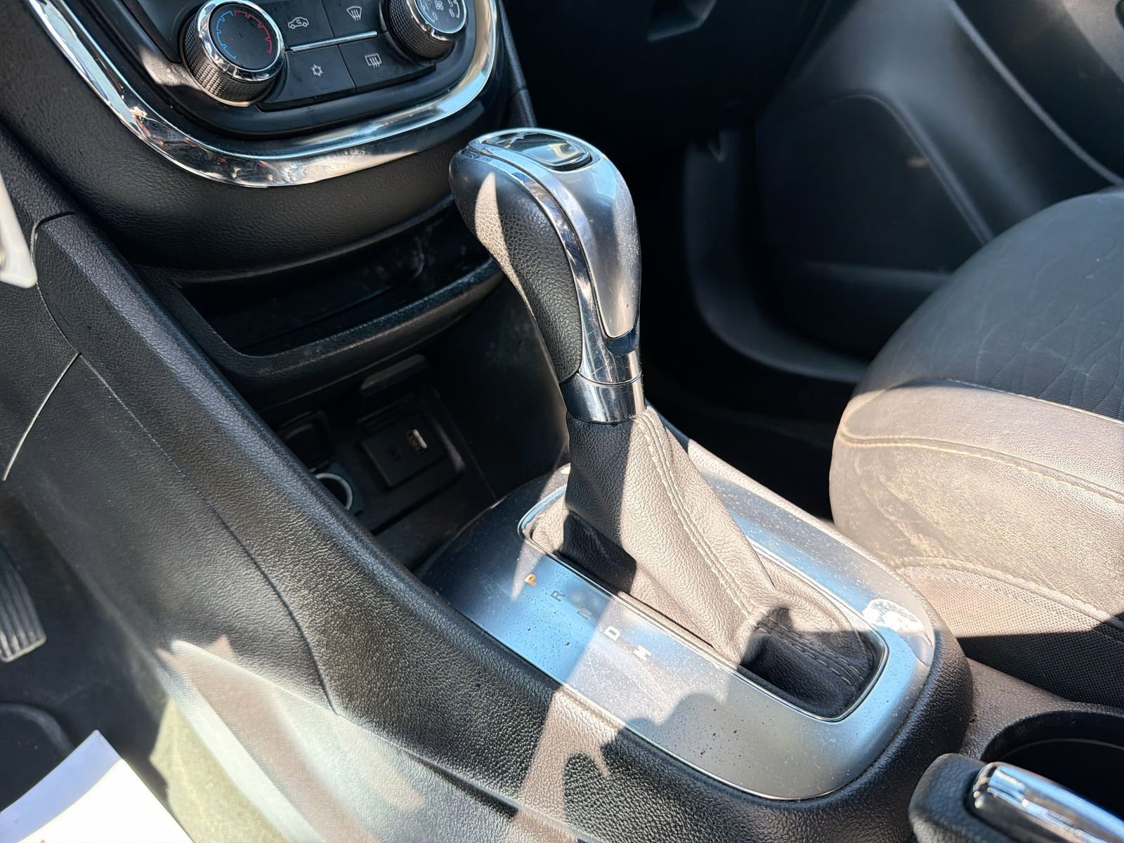 Used 2016 Buick Encore FWD image 32