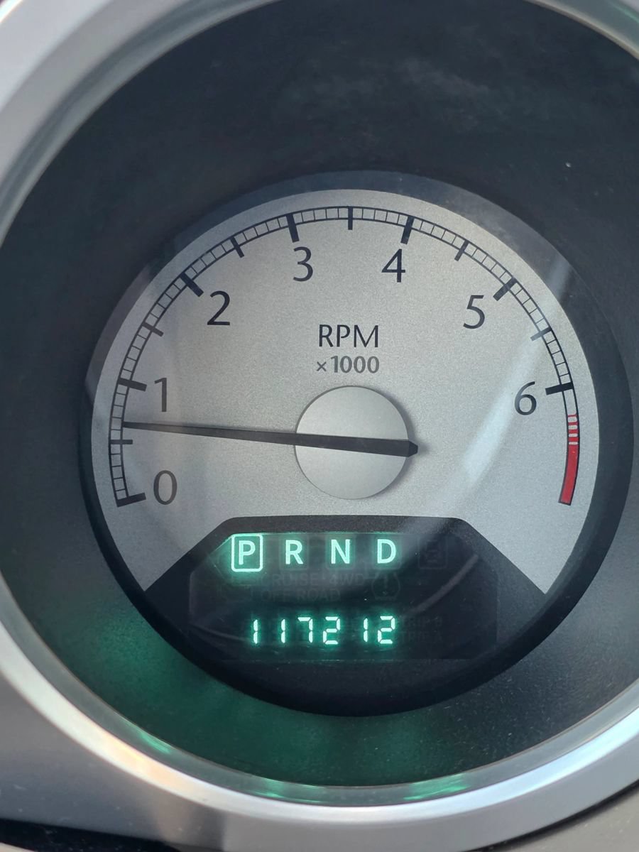 Used 2008 Chrysler Sebring Limited w/ Luxury Group FWD image 13