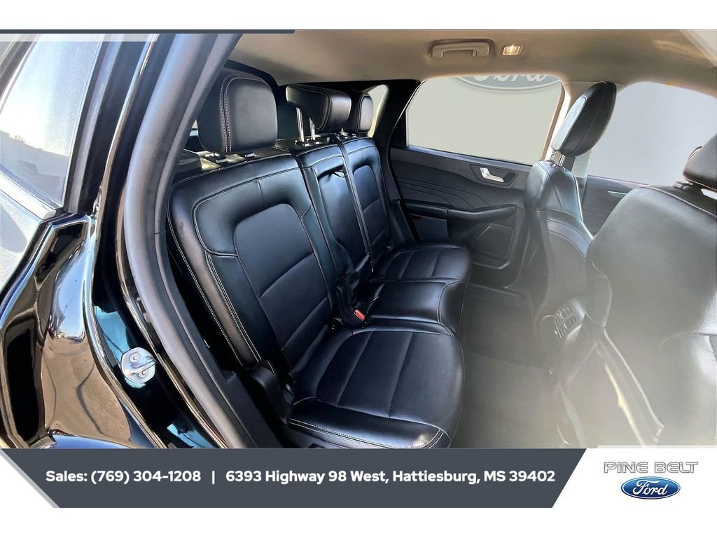 Used 2022 Ford Escape Titanium AWD/4WD image 20