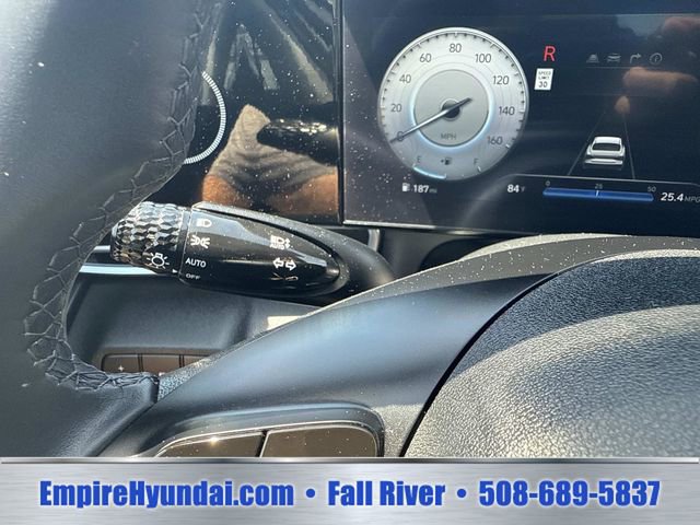 Used 2024 Hyundai Elantra SEL w/ Convenience Package FWD image 30