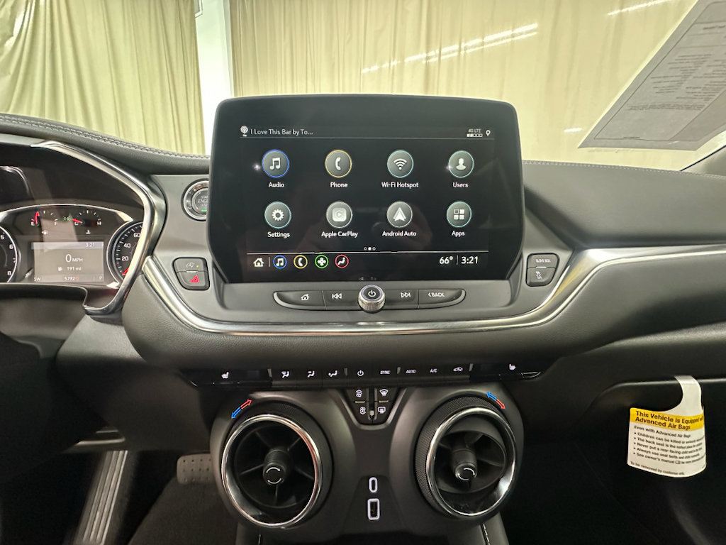 Certified 2025 Chevrolet Blazer LT FWD image 26