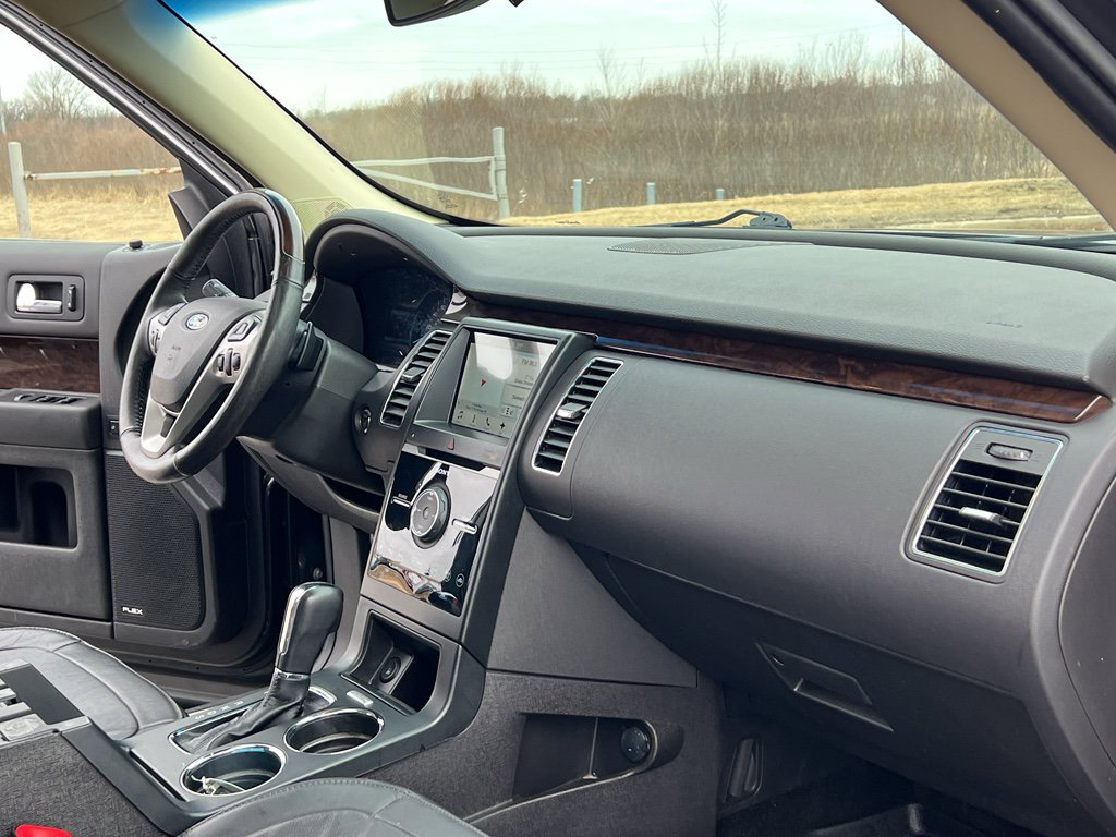 Used 2017 Ford Flex Limited w/ Equipment Group 303A image 30